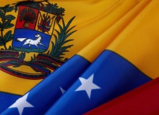 venezuelan-flag_canstockphoto3071694.jpg