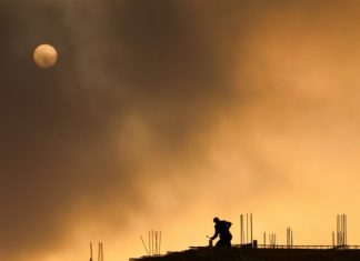 construction_canstockphoto25020706-525x420.jpg