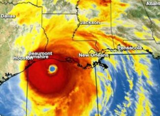 hurricane laura 1_local10maxtrackerscreenshot 525x420