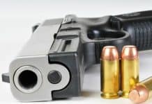 gun-and-ammo_canstockphoto5448778-1000x800-1.jpg