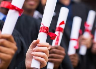 african american graduates_canstockphoto18822270 525x420