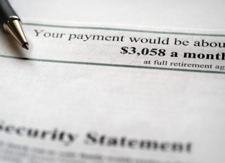 social security statement_canstockphoto89257240 1000x800