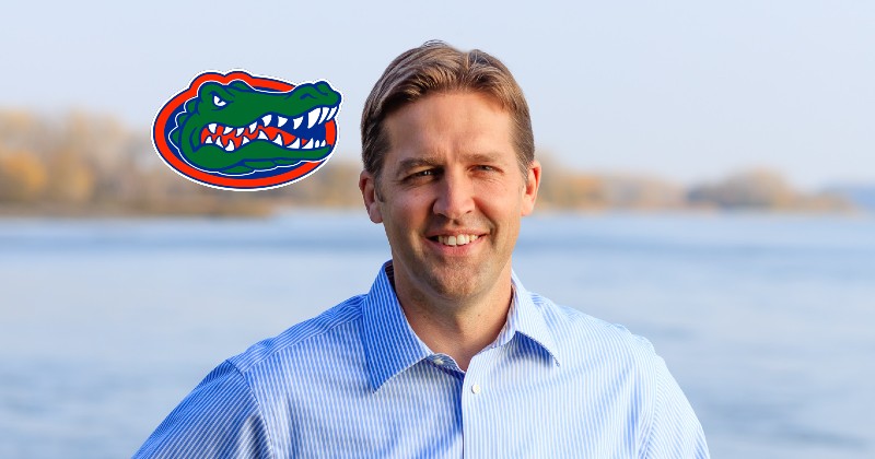 Ben Sasse, Presiden Kontroversial University of Florida, Mengumumkan Pengunduran Diri